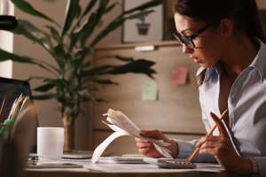 Money Mindfulness: A Beginner’s Guide to Financial Wellness Money Mindfulness: A Beginner’s Guide to Financial Wellness